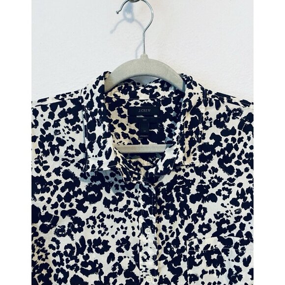 J Crew Top Womens 12 Black White Snow Leopard Boy Fit Button Up Long Sleeve Boho - Picture 3 of 8